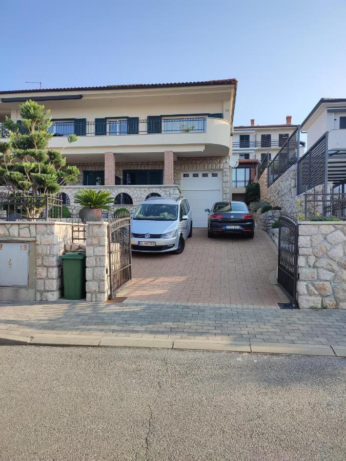 Biuk Apartments Novi Vinodolski Zewnętrze zdjęcie