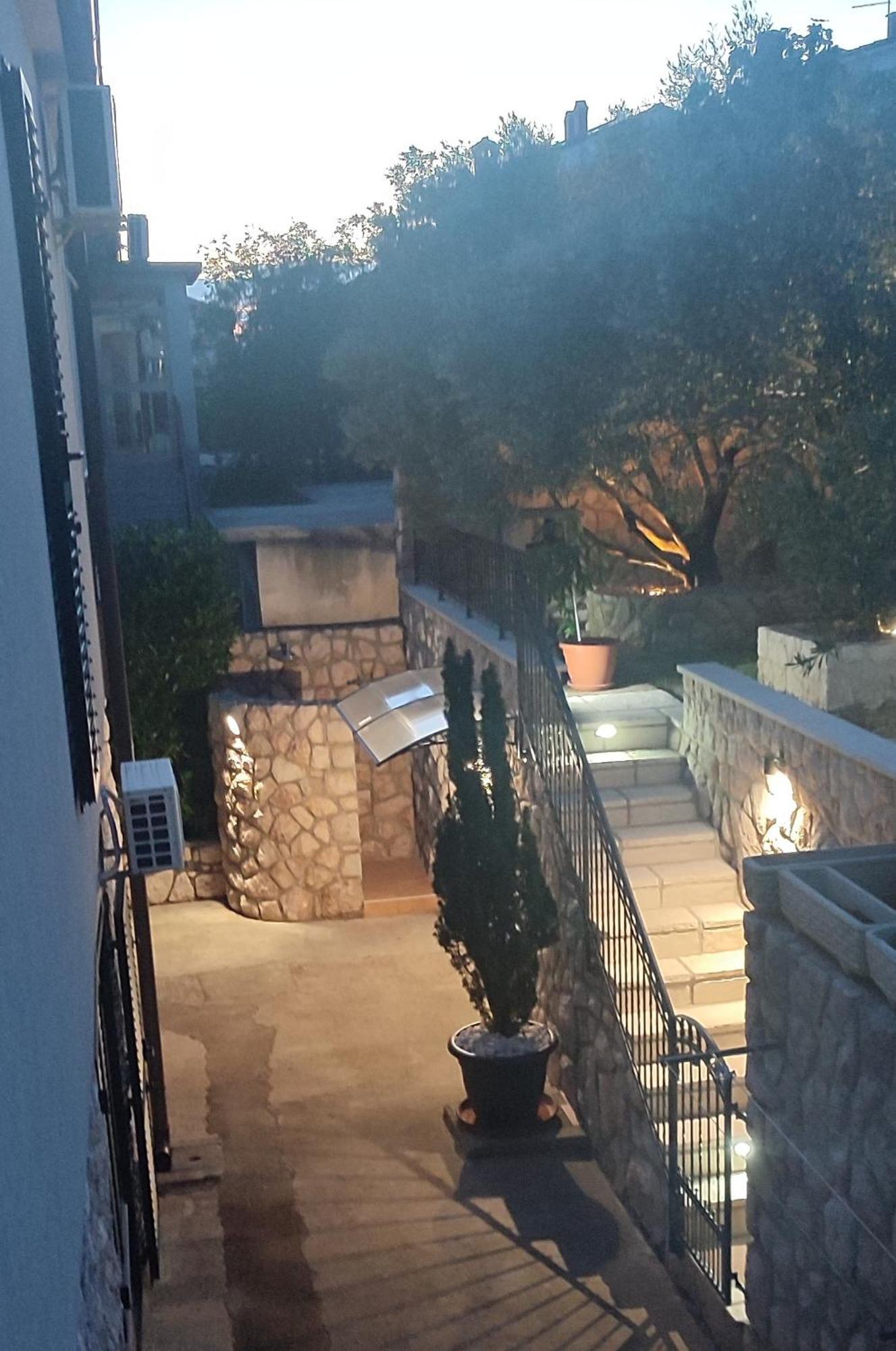 Biuk Apartments Novi Vinodolski Zewnętrze zdjęcie