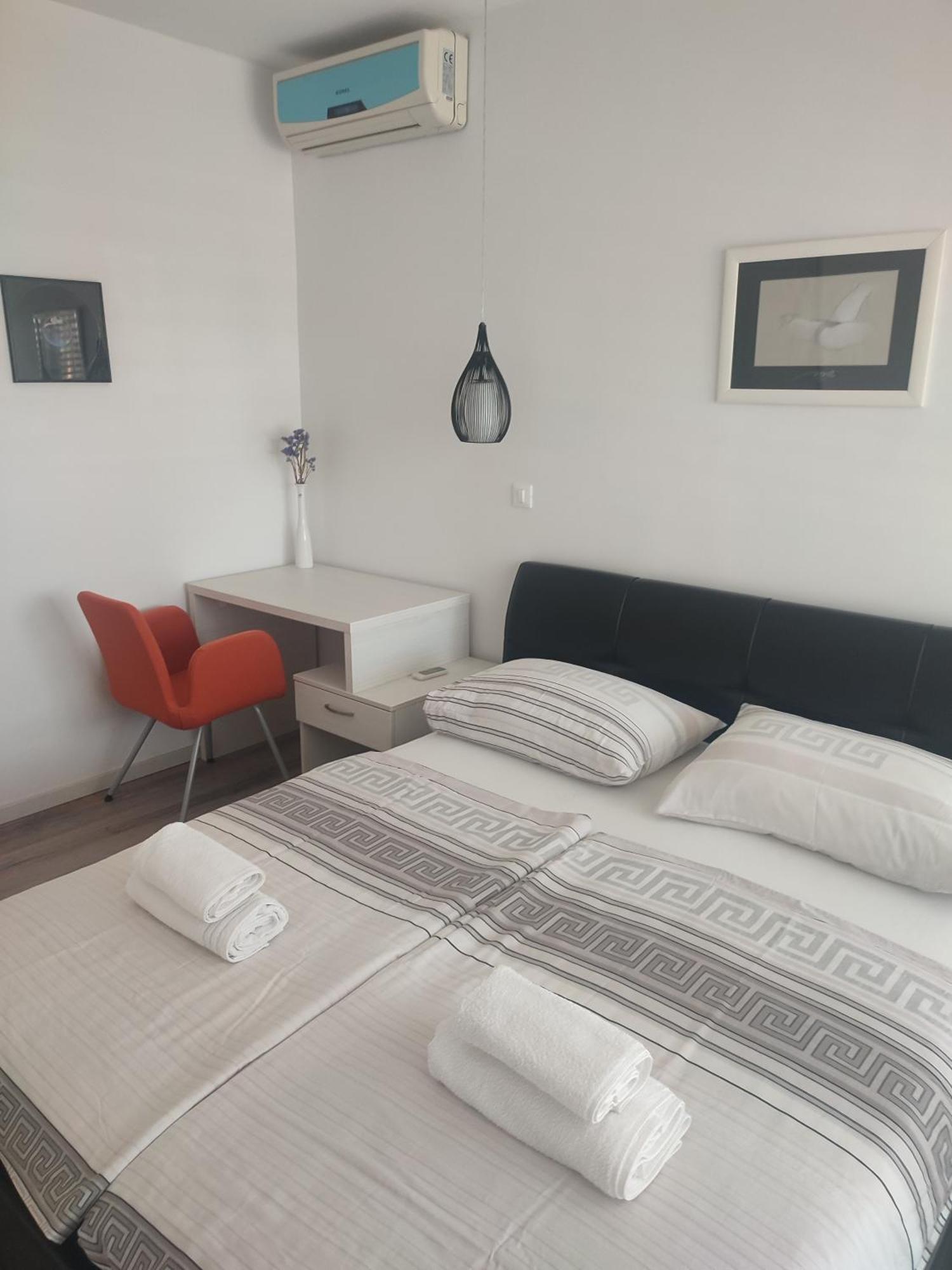 Biuk Apartments Novi Vinodolski Pokój zdjęcie